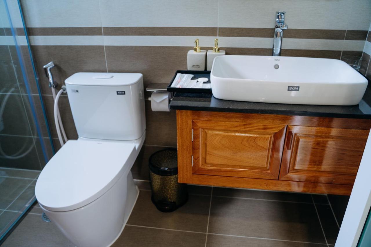 Hotel Khach San A68 Long My Zewnętrze zdjęcie