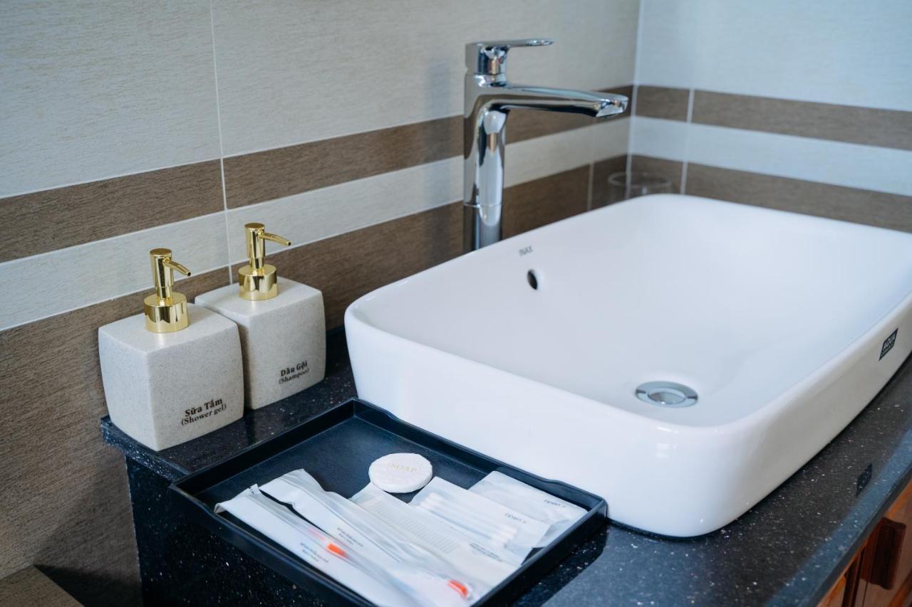 Hotel Khach San A68 Long My Zewnętrze zdjęcie