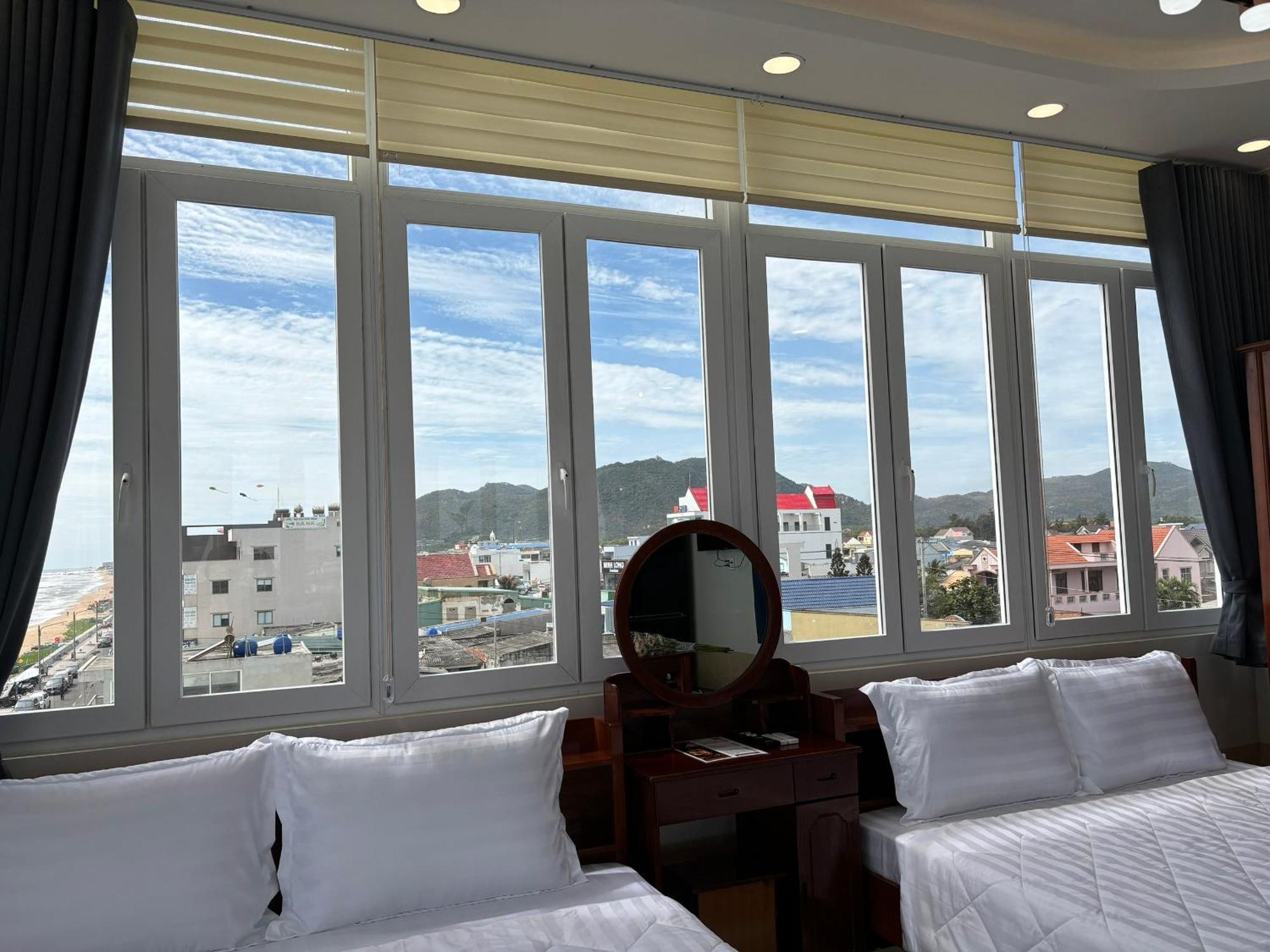 Hotel Khach San A68 Long My Zewnętrze zdjęcie